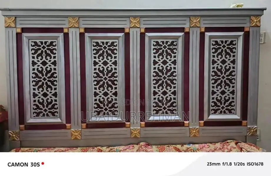 King Size Bed Frame - Near Perfect Condition