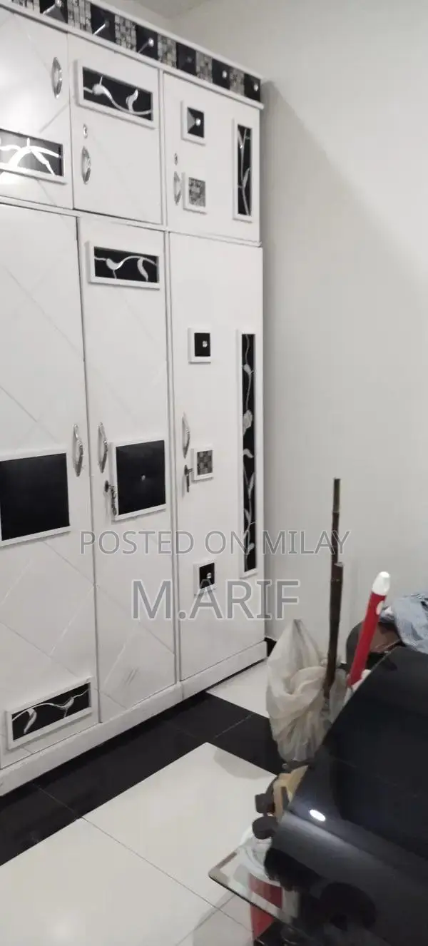 Complete Bedroom Furniture Set with Bed, Side Tables, and Dresser