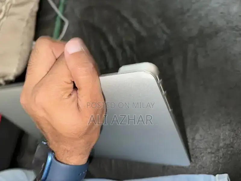 Apple MacBook Air Mid-2014 Ultraportable Laptop