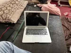 Apple MacBook Air Mid-2014 Ultraportable Laptop