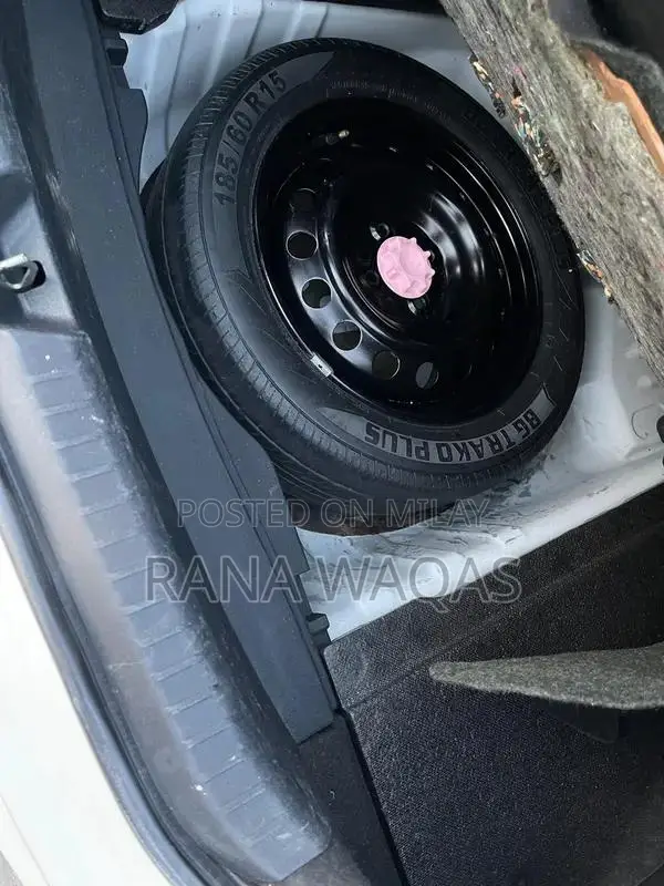 Toyota Yaris 1.5 CVT Sedan - Well-Maintained Family Car