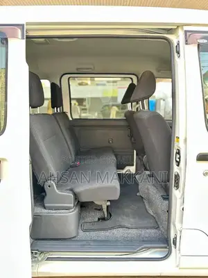 Grade 3.5 4WD SUV with Full Cruise Control