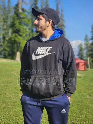 Photo - Professional Driving Services with 5 Years of Experience