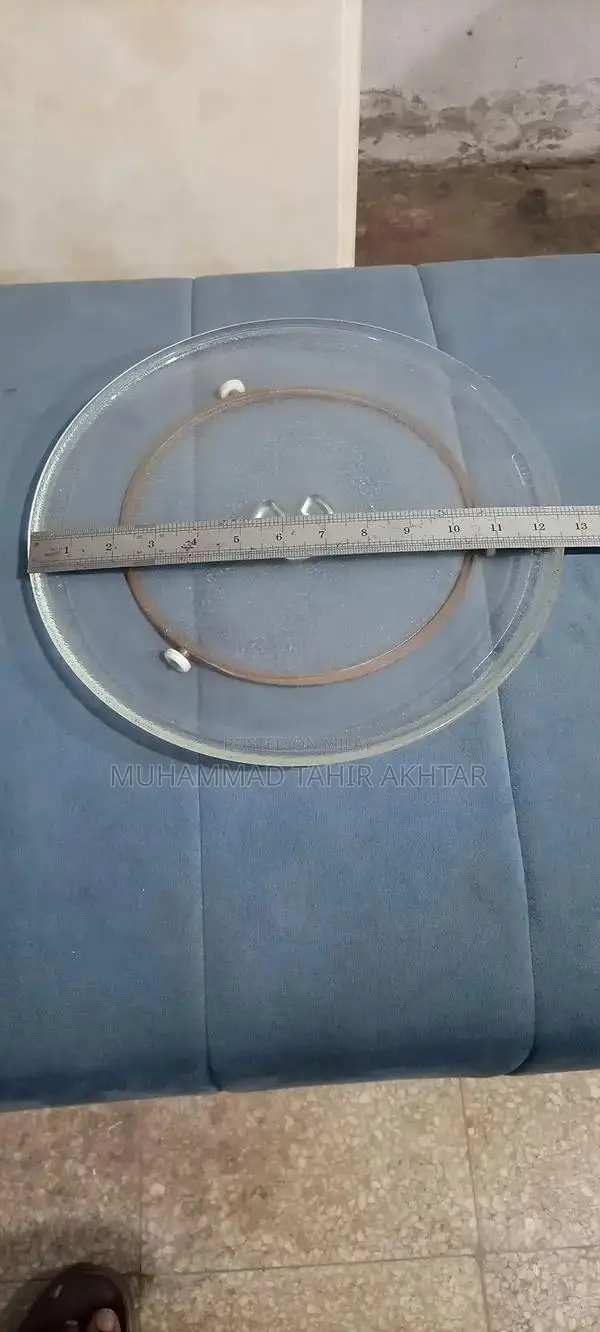 Revolving Owen Plate Stand - Kitchen Serving Accessory