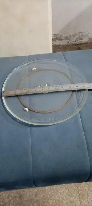 Revolving Owen Plate Stand - Kitchen Serving Accessory