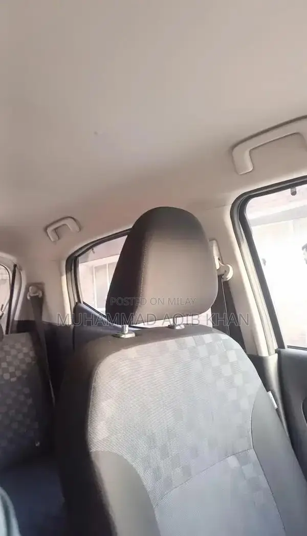 Nissan DayZ Highway Star Compact Crossover SUV