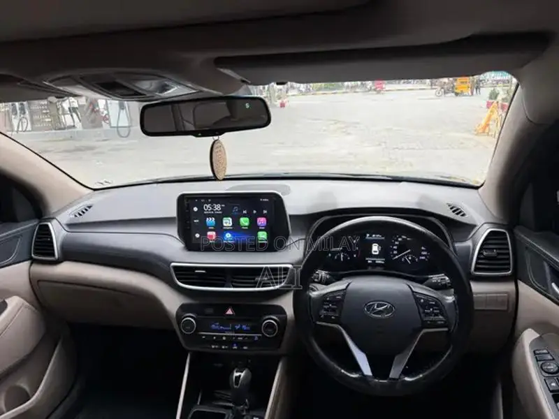 Hyundai Tucson FWD SUV - Imported Crossover