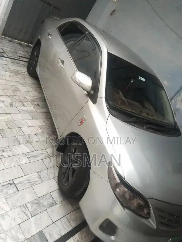 Toyota Corolla Gli Sedan Sedan 2012 Excellent Condition