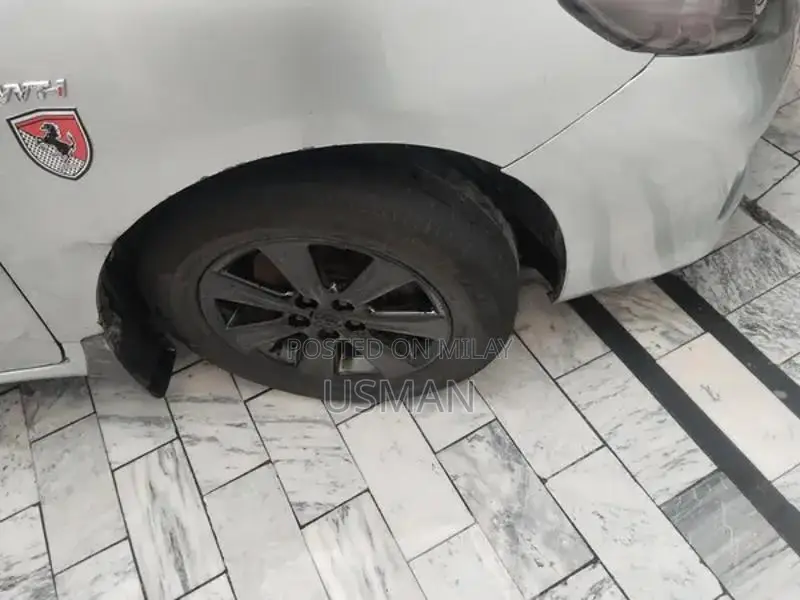 Toyota Corolla Gli Sedan Sedan 2012 Excellent Condition