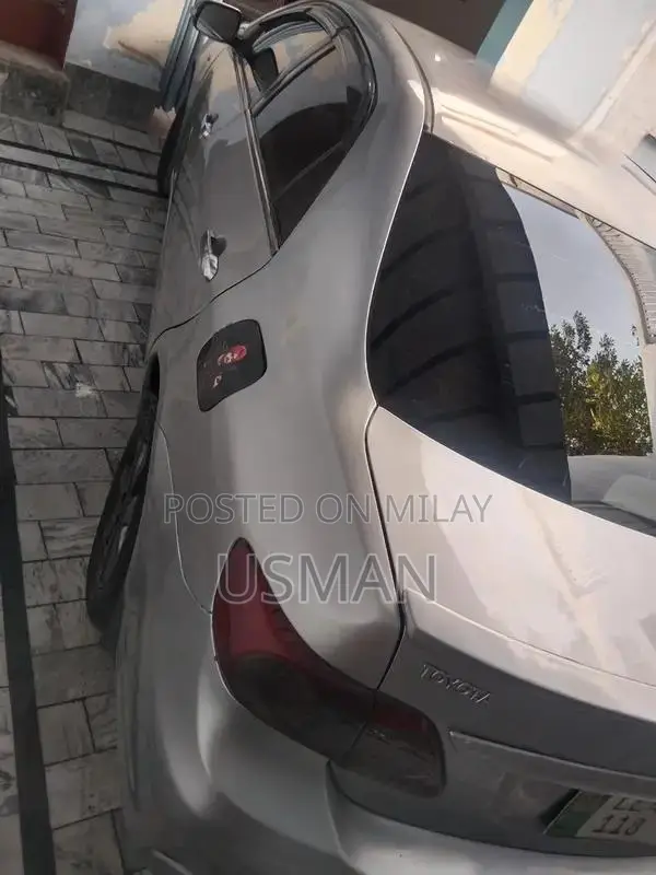 Toyota Corolla Gli Sedan Sedan 2012 Excellent Condition