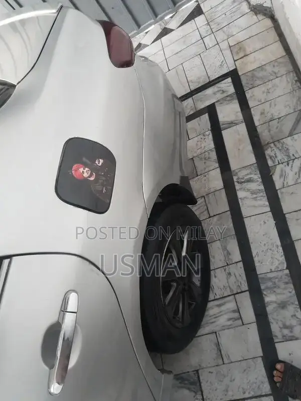 Toyota Corolla Gli Sedan Sedan 2012 Excellent Condition