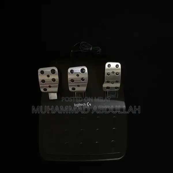 Logitech G29 Racing Wheel for PlayStation Gaming