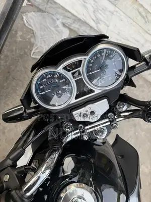 Honda CB 150 Motorcycle - Showroom Fresh Sport Bike