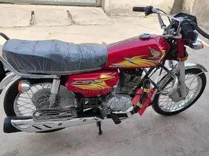 Photo - Honda CG 125 Motorcycle - Low Mileage 2021 Model