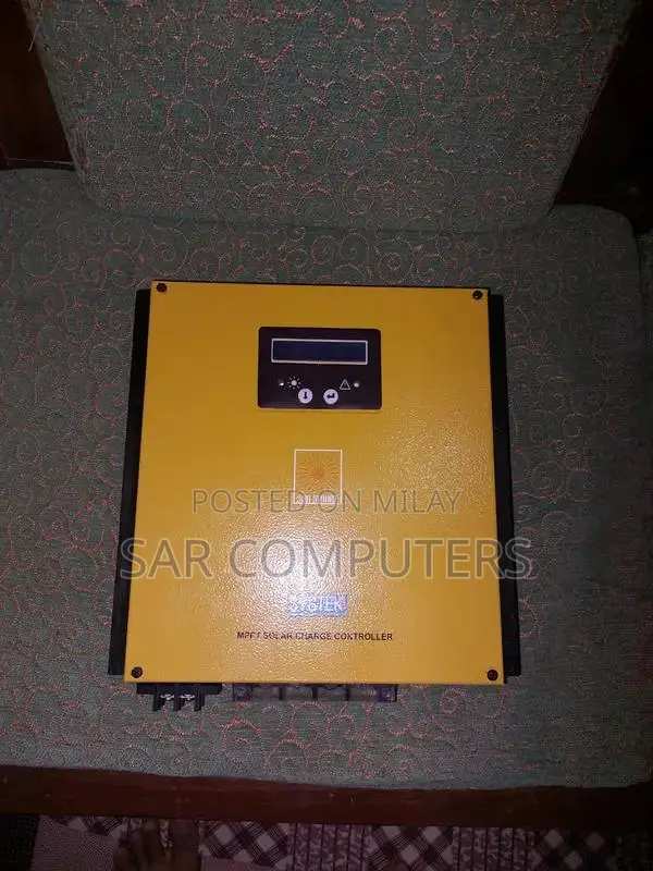 SyStek 60A MPPT Solar Charge Controller with Wire Breakers and UPS