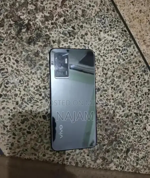 Vivo V23e Smartphone - Excellent Condition Mobile Phone