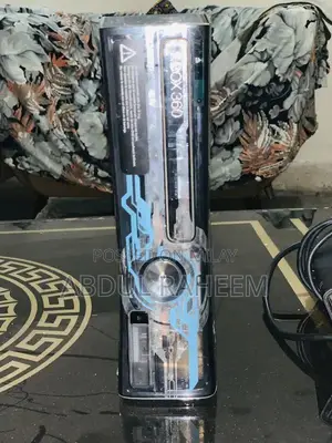 Xbox 360 320GB Console with 2 Wireless Controllers