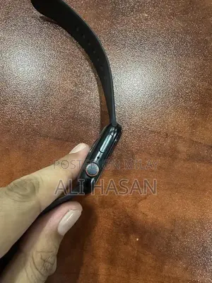 Photo - Apple Watch SE 44mm - Lightweight Smartwatch with Fitness Tracking