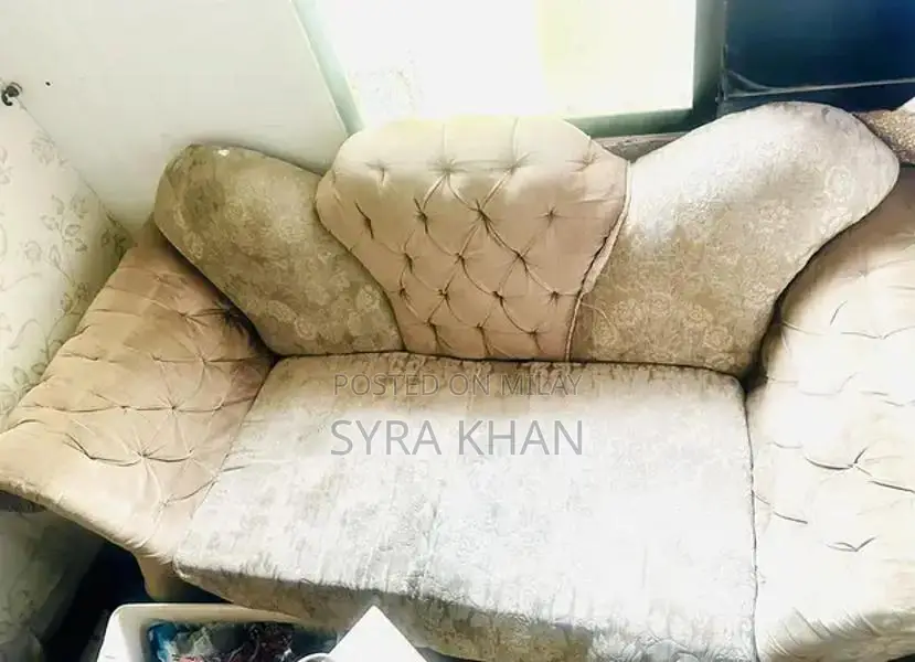 Spacious 7-Seater Sofa Set for Comfortable Living Room Seating