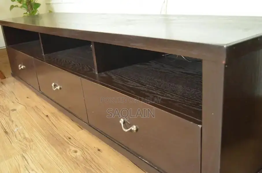 Compact TV Rack - Nearly Perfect Condition