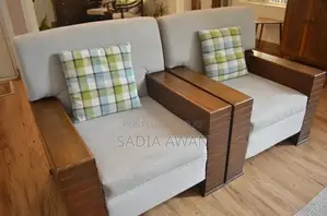 Comfortable 5-Seater Sofa - Gently Used Living Room Furniture