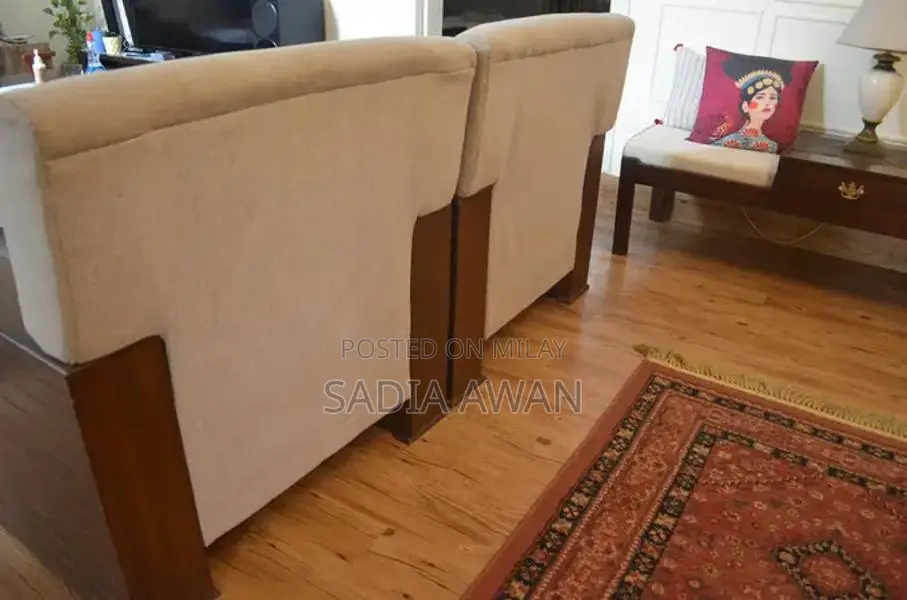 Comfortable 5-Seater Sofa - Gently Used Living Room Furniture