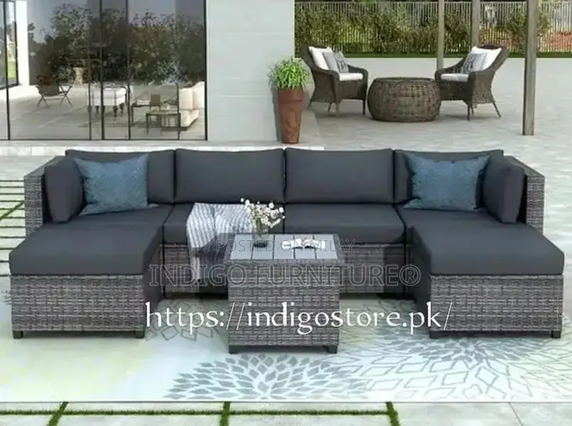 Outdoor Rattan Furniture for Restaurants, Gardens, and Patios