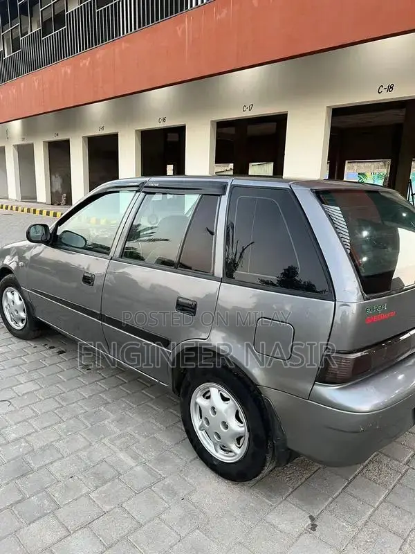 Suzuki Cultus 2013 Compact Sedan - Immaculate Condition