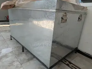 Sturdy Galvanized Iron Trunk with Stand