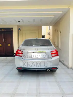 Honda City 2018 Sedan - Smooth Performance Compact Car