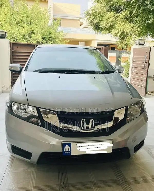 Honda City 2018 Sedan - Smooth Performance Compact Car