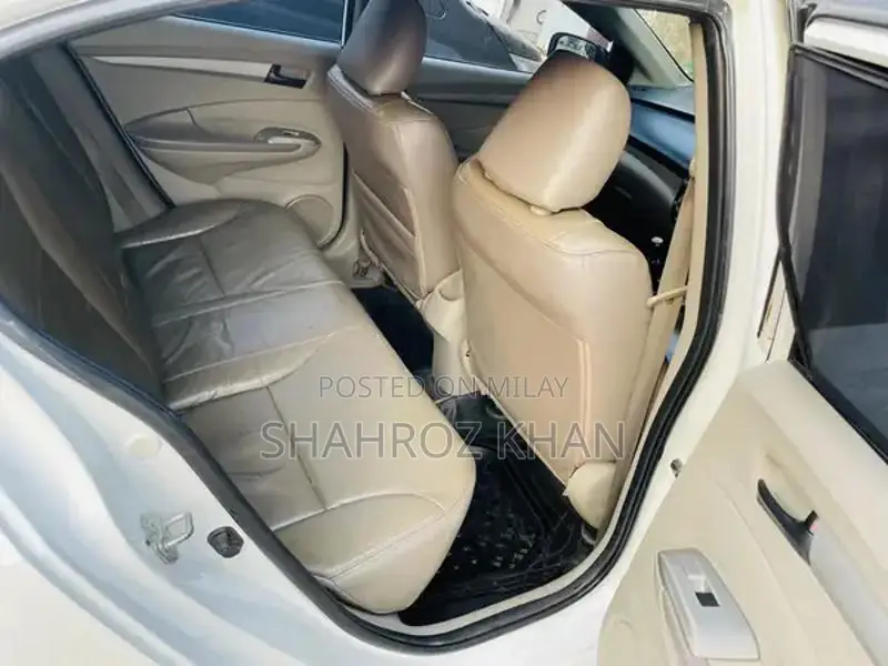 Honda City 1.5 Aspire Manual Sedan - 2014 Model