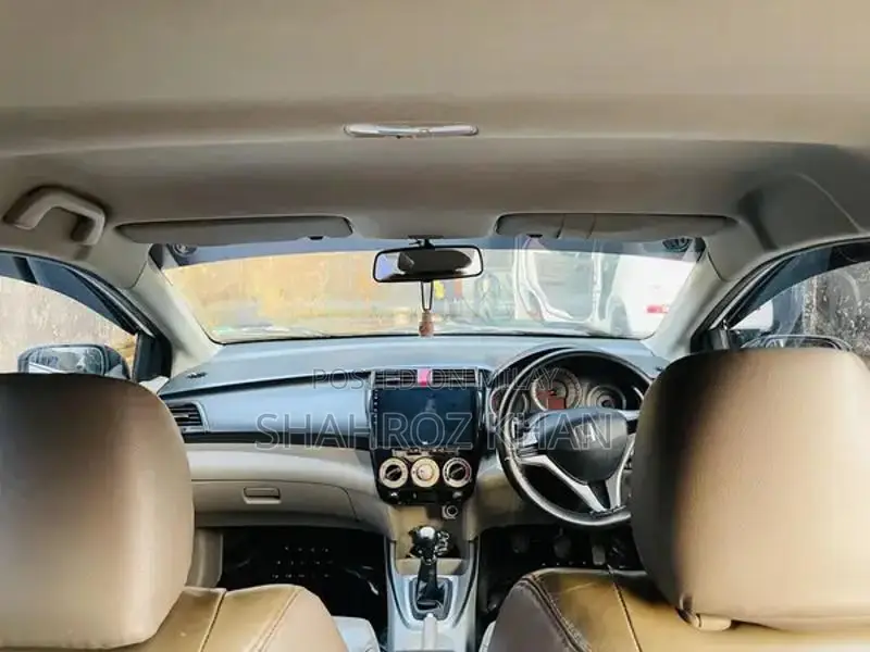 Honda City 1.5 Aspire Manual Sedan - 2014 Model