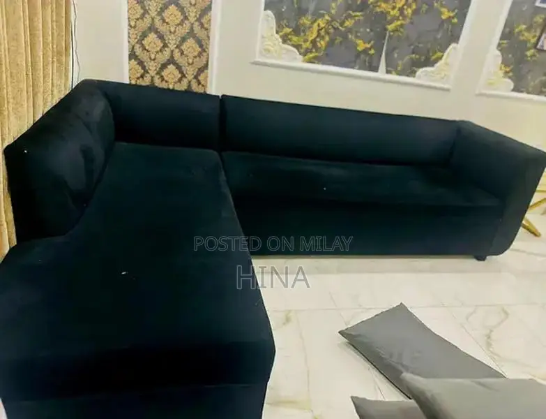 King Size Bed Frame or Headboard - Lightly Used