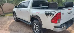2017 Revo V Truck with Push Start and One-Tone Fender Paint
