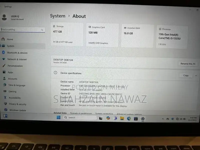 Dell Vostro Business Laptop - 13th Gen Intel i5