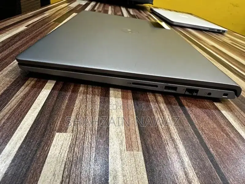 Dell Vostro Business Laptop - 13th Gen Intel i5