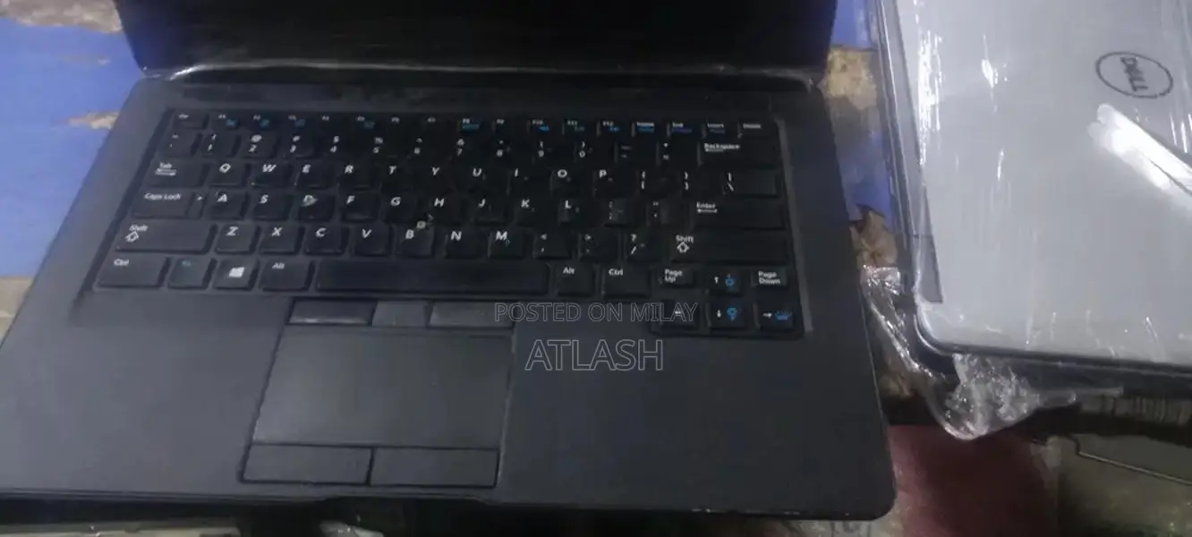 Dell Slim Laptop i7 3rd Gen 8GB RAM 128GB SSD Ultrabook