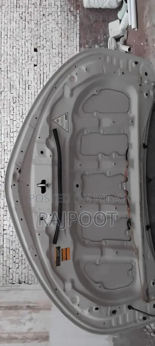 Toyota Corolla Gli 16 White Sedan with Manual Transmission