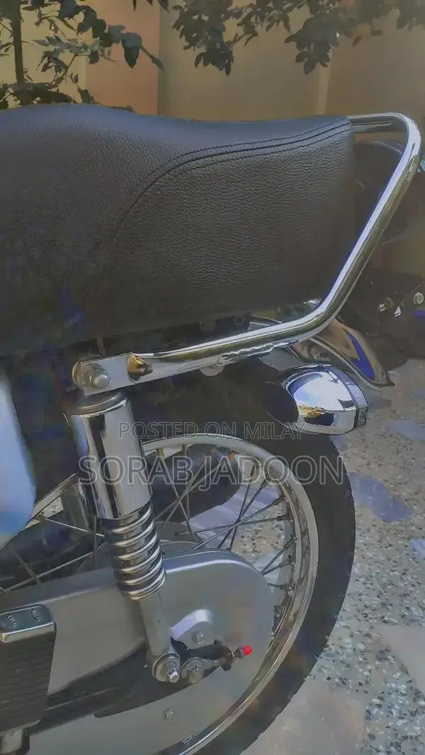 25 Modal Gold Edition Motorcycle with Full Lash