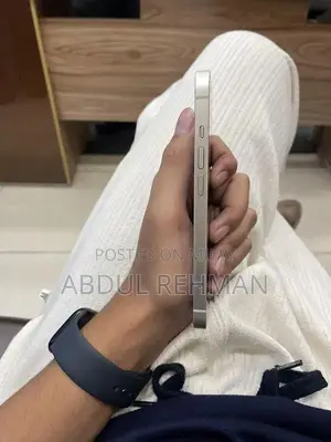 Apple iPhone 13 128GB Smartphone with Good Battery Health