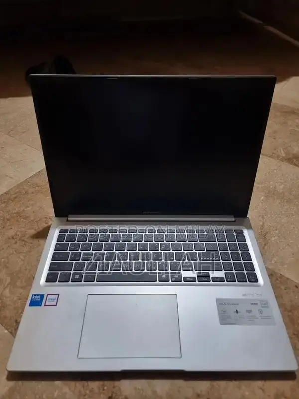 ASUS VivoBook X1605VA Laptop - High Performance Intel Core i7