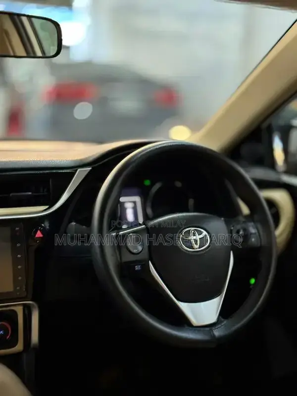 Toyota Corolla Altis 1.6 X Automatic Sedan