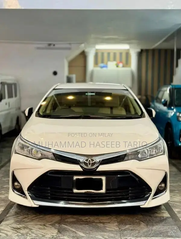 Toyota Corolla Altis 1.6 X Automatic Sedan