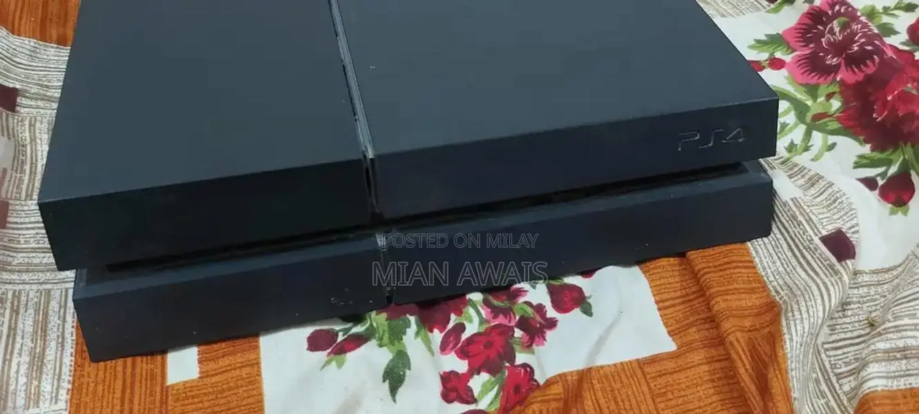 Sony PlayStation 4 Gaming Console - 500GB Model