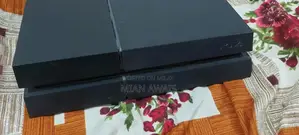 Photo - Sony PlayStation 4 Gaming Console - 500GB Model