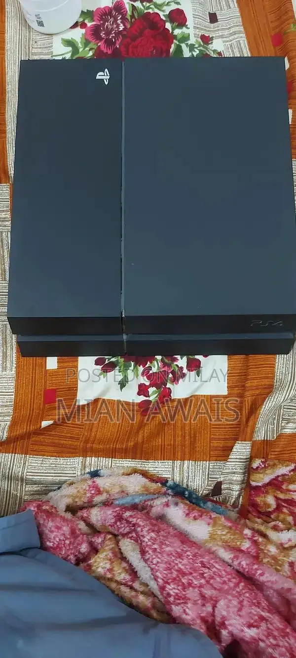 Sony PlayStation 4 Gaming Console - 500GB Model