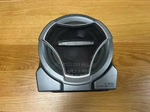 Photo - Compact Under-Seat Audio Buffer Amplifier for Enhanced Sound