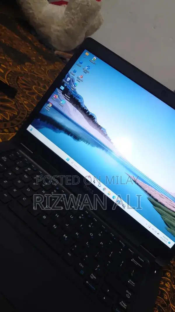 Dell Laptop with Graphic Card - Good Condition