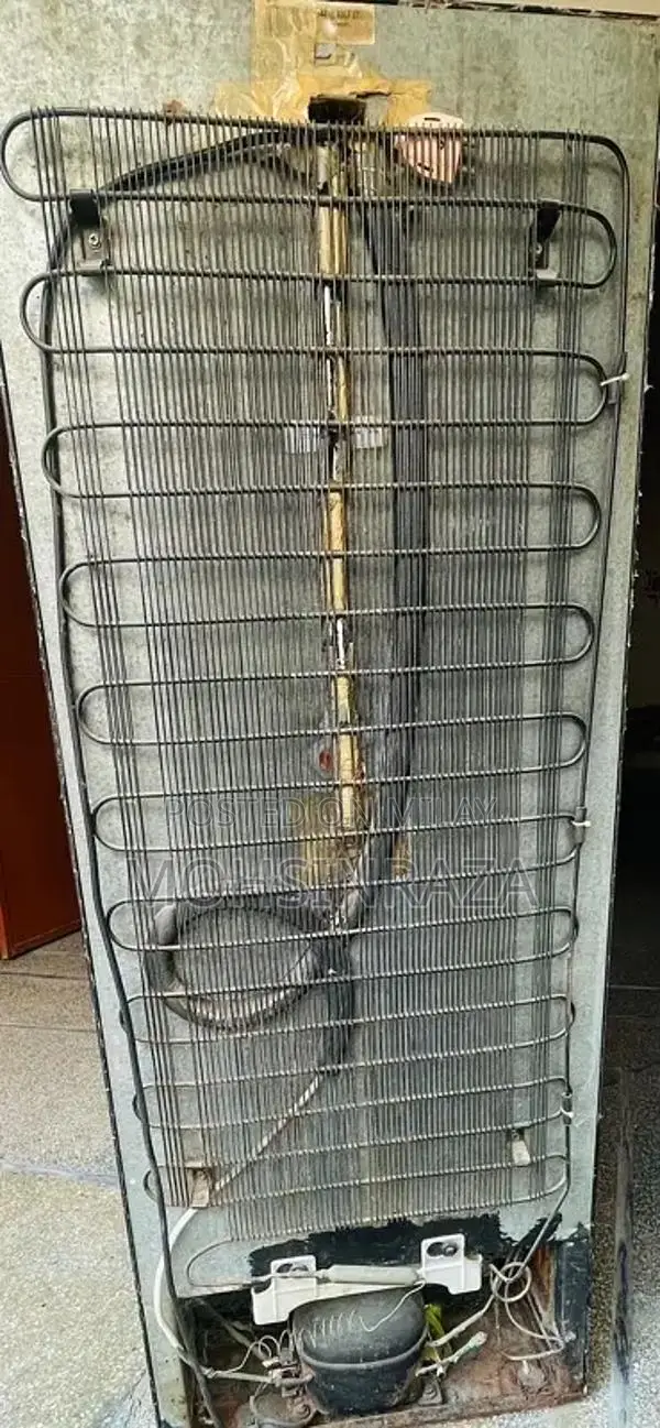 Orient 4.9 Feet Tall Fridge Freezer